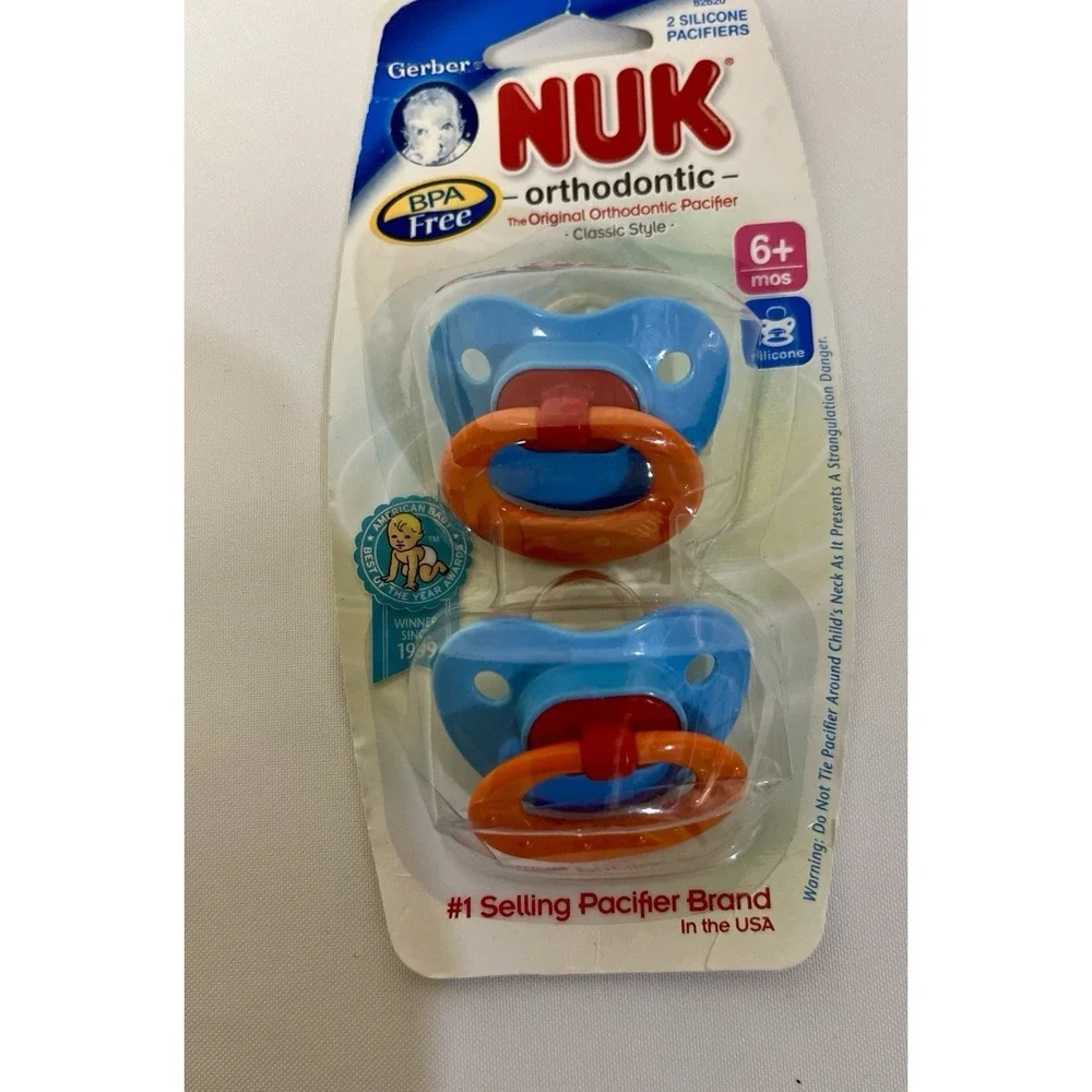 Gerber NUK 2009 Orthodonic Pacifier, 2 Pack 6+months NWT